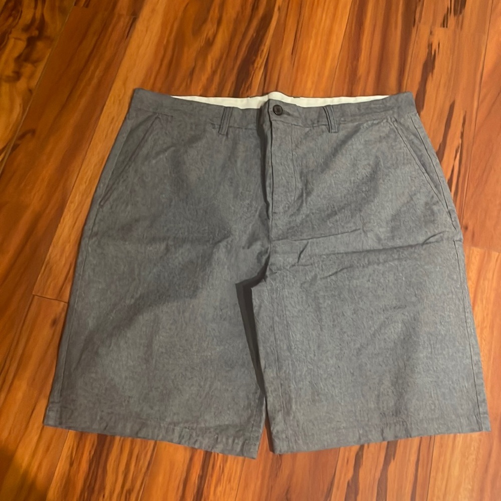 Men’s Khaki Shorts